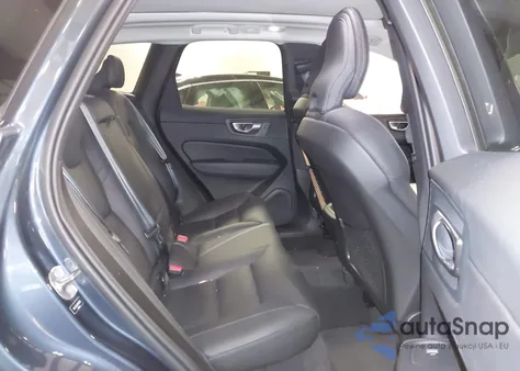 2024 Volvo Xc60 B5 Plus Dark Theme из США, поврежденный, VIN YV4L12RL2R1879735